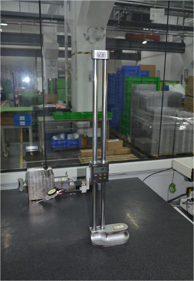 3、精密高度尺.JPG
